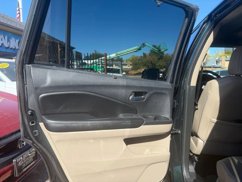 used 2016 Honda Pilot car, priced at $18,999