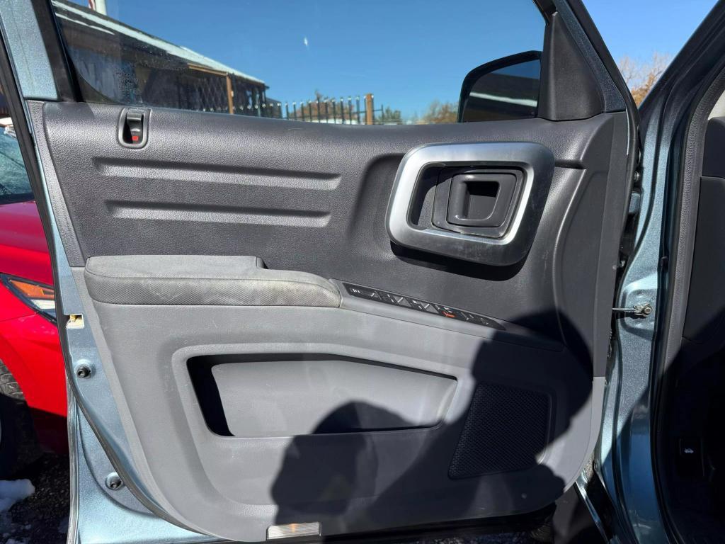 used 2007 Honda Ridgeline car, priced at $7,999