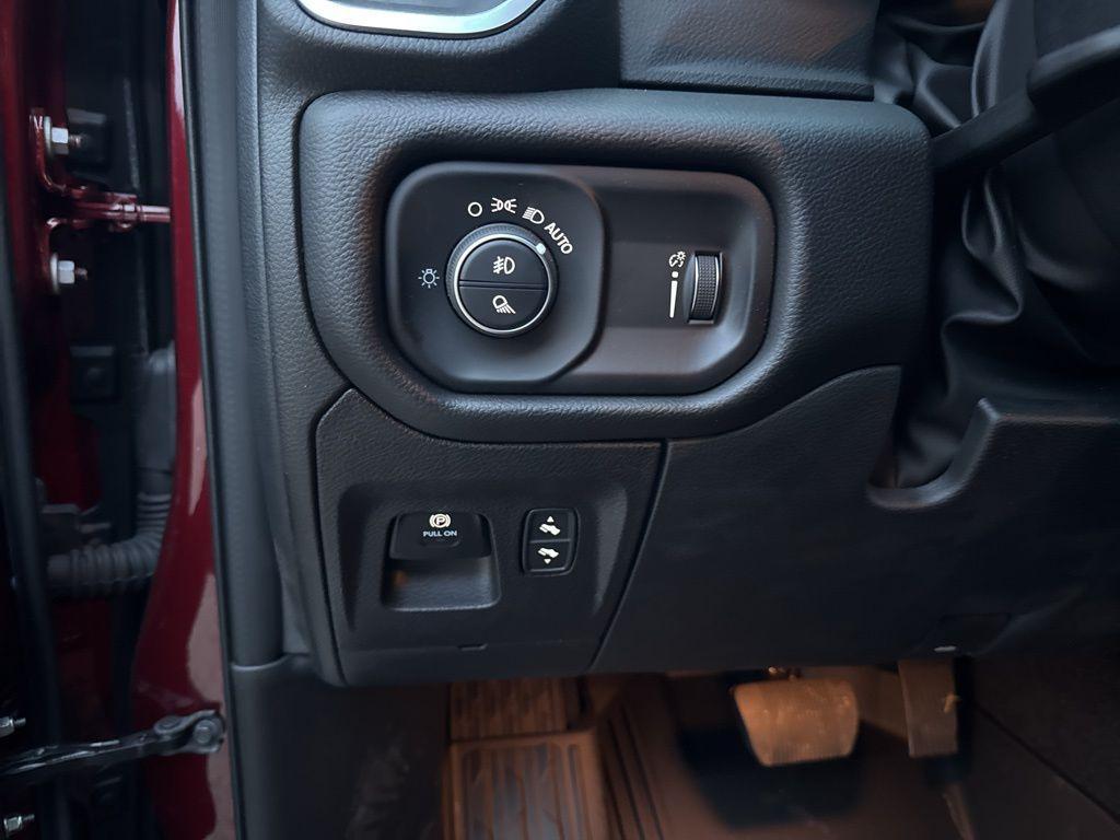 new 2025 Ram 1500 car, priced at $53,740
