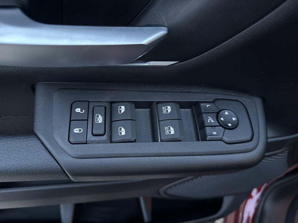 new 2025 Ram 1500 car, priced at $53,740