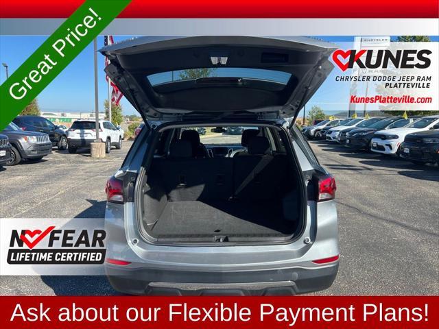 used 2023 Chevrolet Equinox car, priced at $20,977