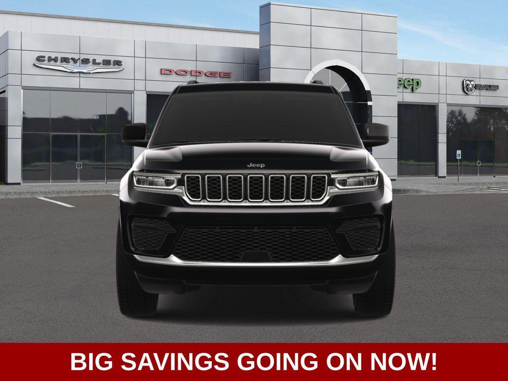 new 2025 Jeep Grand Cherokee car, priced at $37,875