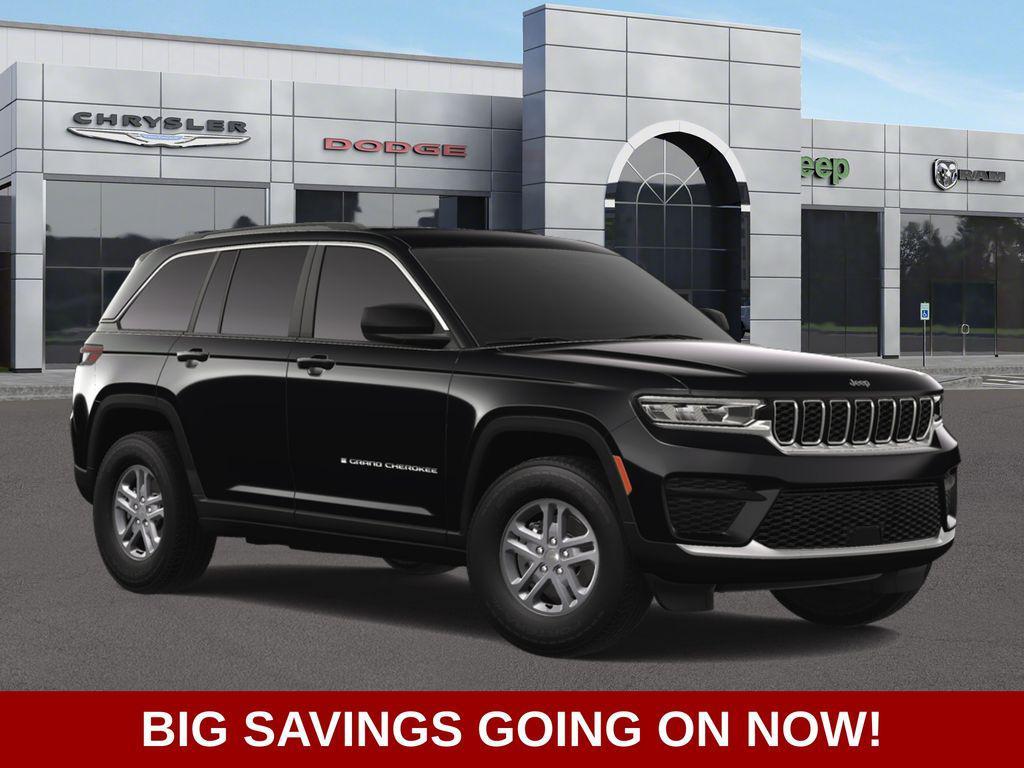 new 2025 Jeep Grand Cherokee car, priced at $37,875