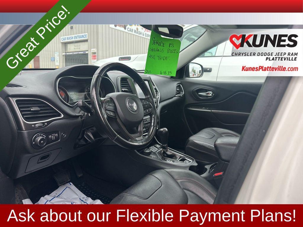 used 2019 Jeep Cherokee car, priced at $16,654