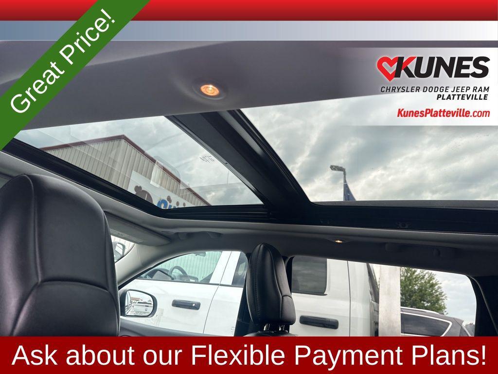 used 2019 Jeep Cherokee car, priced at $16,654