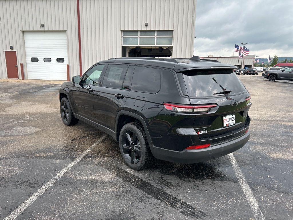 new 2025 Jeep Grand Cherokee car, priced at $41,507