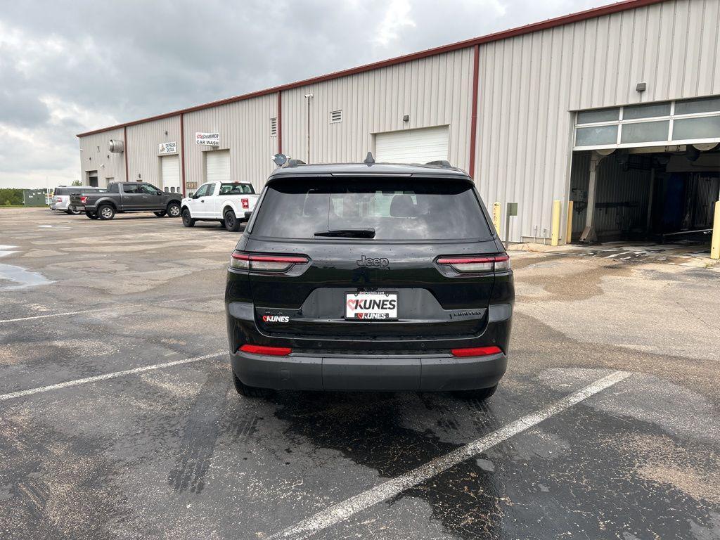 new 2025 Jeep Grand Cherokee car, priced at $41,507