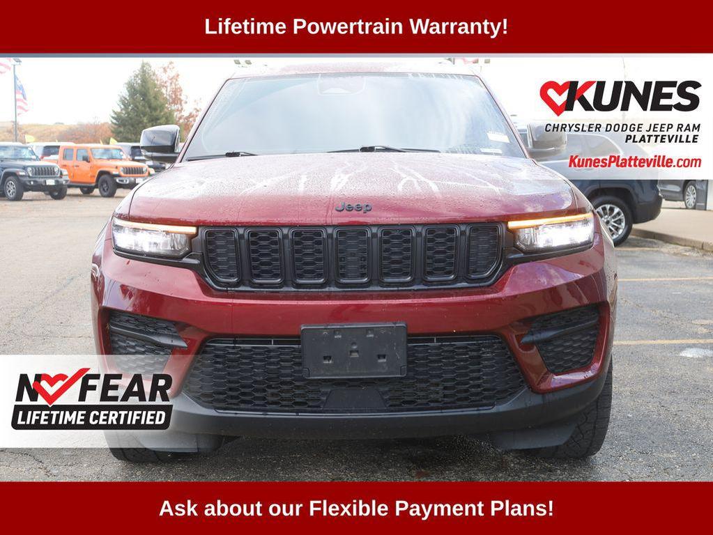 used 2023 Jeep Grand Cherokee car, priced at $31,139
