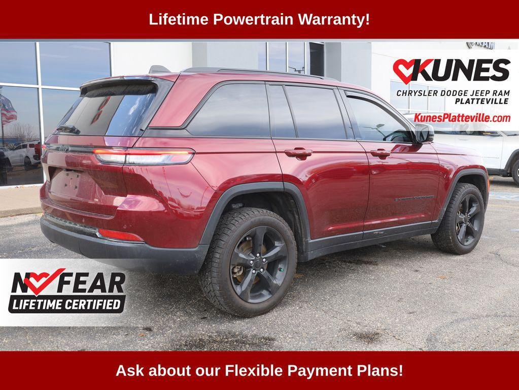 used 2023 Jeep Grand Cherokee car, priced at $31,139