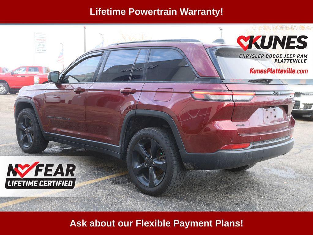 used 2023 Jeep Grand Cherokee car, priced at $31,139