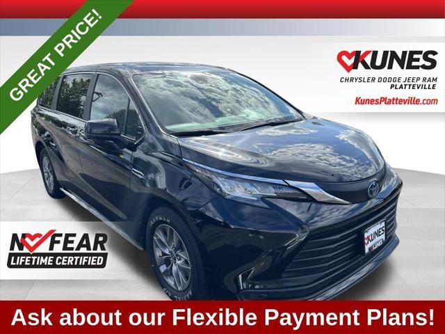 used 2023 Toyota Sienna car, priced at $34,477