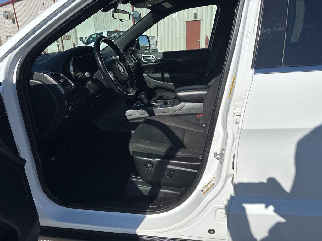 used 2019 Jeep Grand Cherokee car, priced at $16,229