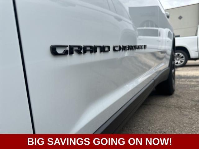 new 2025 Jeep Grand Cherokee car, priced at $38,165