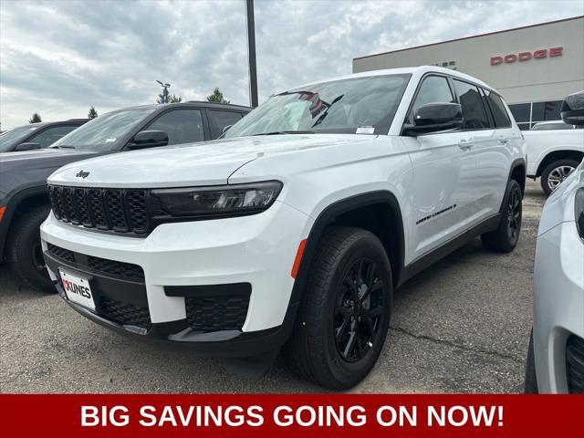 new 2025 Jeep Grand Cherokee car, priced at $38,165