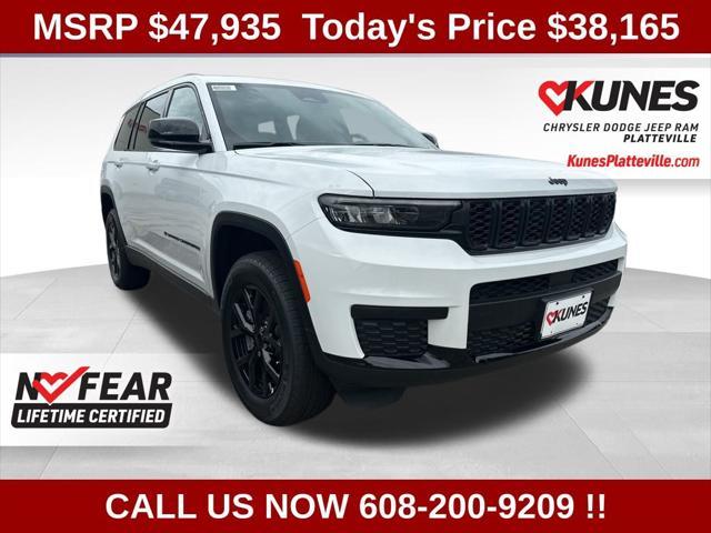 new 2025 Jeep Grand Cherokee car, priced at $38,165