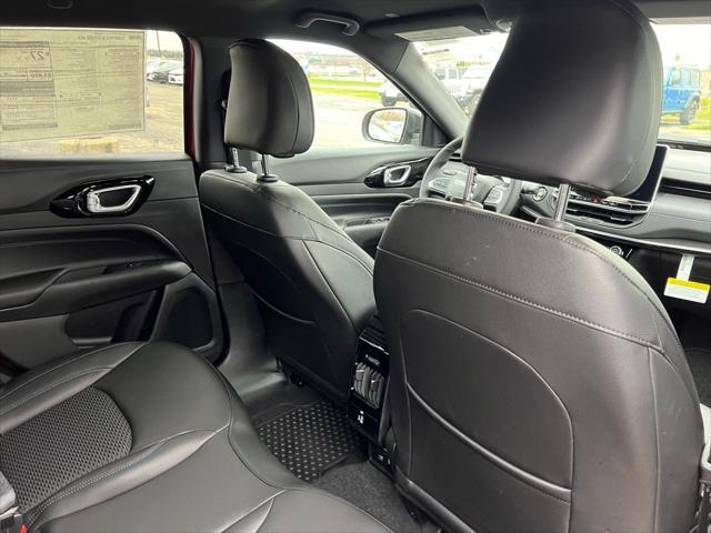 new 2025 Jeep Compass car, priced at $29,586