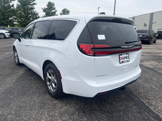 new 2024 Chrysler Pacifica car, priced at $48,840