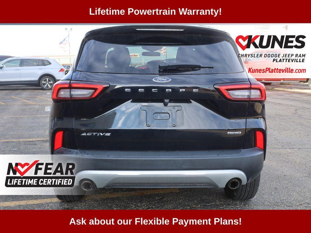 used 2023 Ford Escape car, priced at $20,281