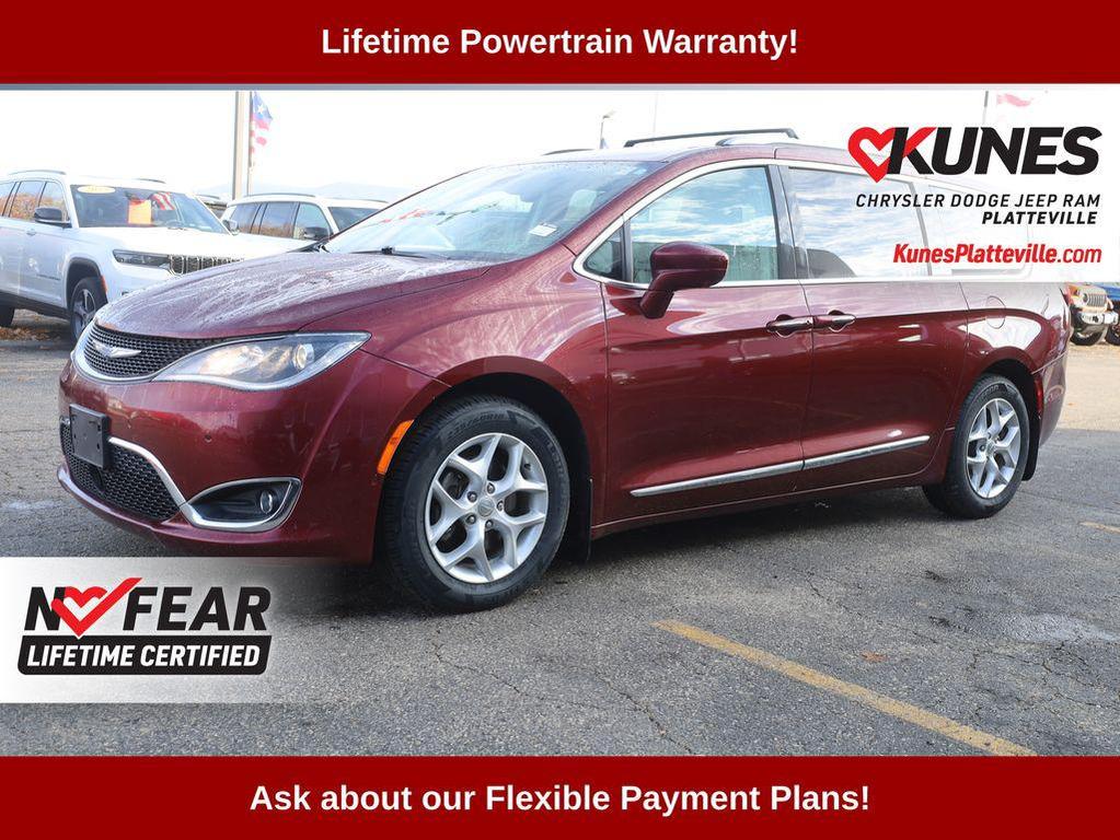 used 2018 Chrysler Pacifica car, priced at $16,677