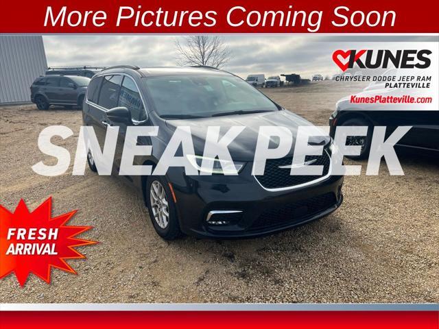 used 2022 Chrysler Pacifica car, priced at $20,977