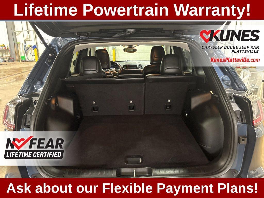 used 2021 Jeep Cherokee car, priced at $21,115