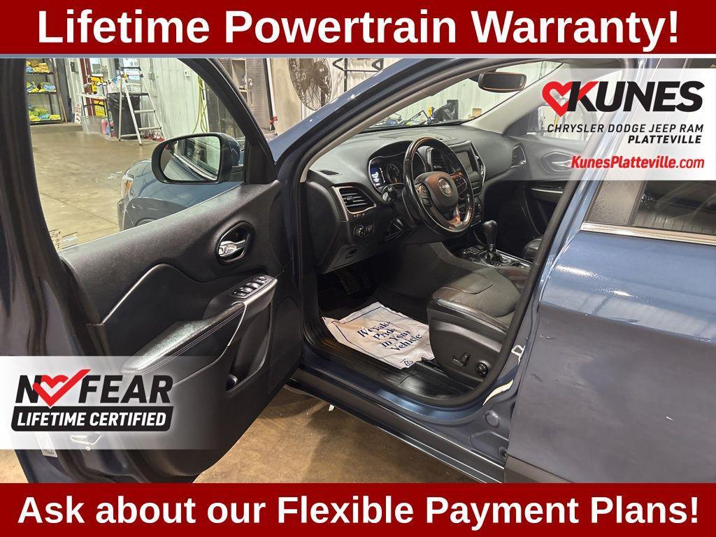 used 2021 Jeep Cherokee car, priced at $21,115