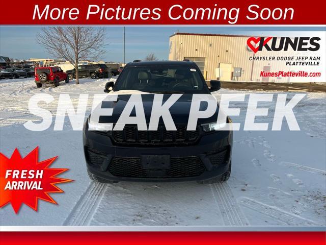 used 2023 Jeep Grand Cherokee car, priced at $30,977