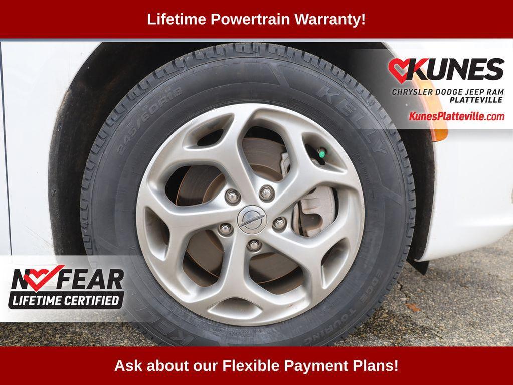 used 2023 Chrysler Pacifica car, priced at $36,991