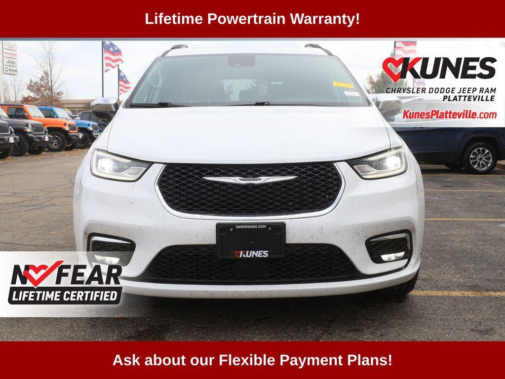 used 2023 Chrysler Pacifica car, priced at $36,991