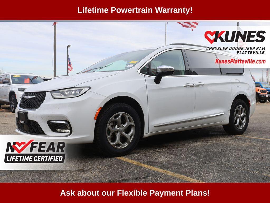 used 2023 Chrysler Pacifica car, priced at $36,991