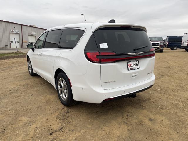 new 2024 Chrysler Pacifica car, priced at $50,840