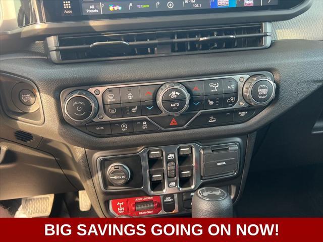 new 2025 Jeep Wrangler car, priced at $54,547
