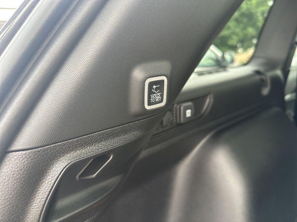 new 2025 Jeep Grand Cherokee car, priced at $46,028