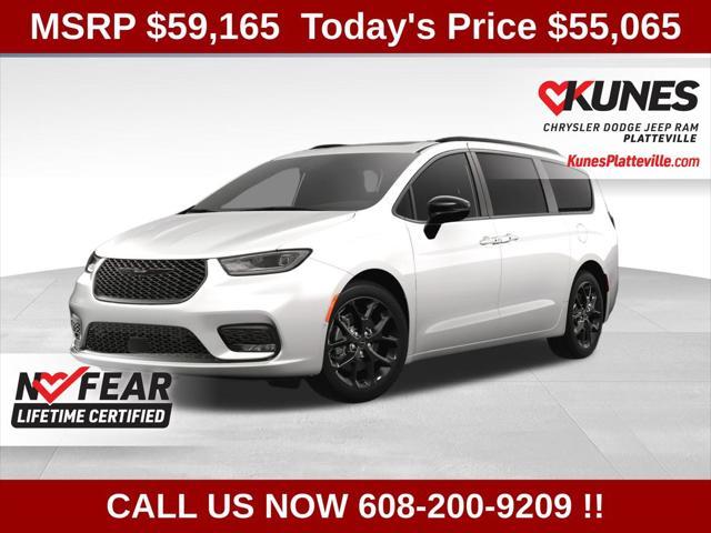 new 2025 Chrysler Pacifica car, priced at $55,065