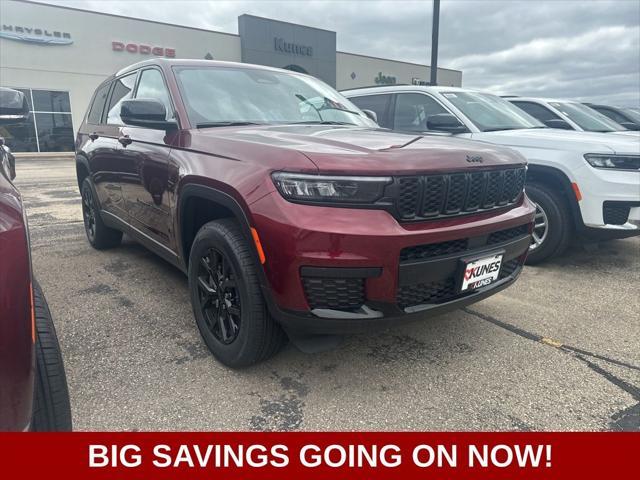 new 2025 Jeep Grand Cherokee car, priced at $45,030