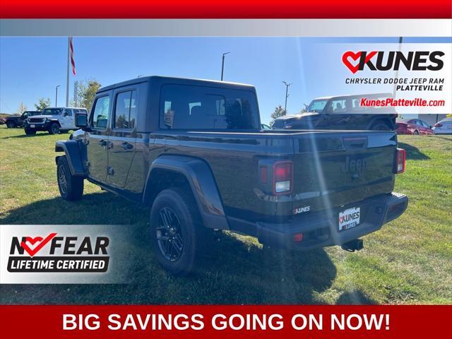 new 2024 Jeep Gladiator car, priced at $43,408