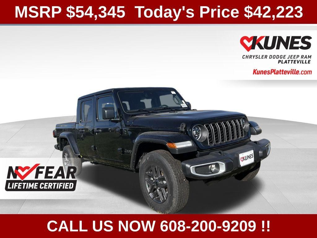 new 2024 Jeep Gladiator car, priced at $42,223