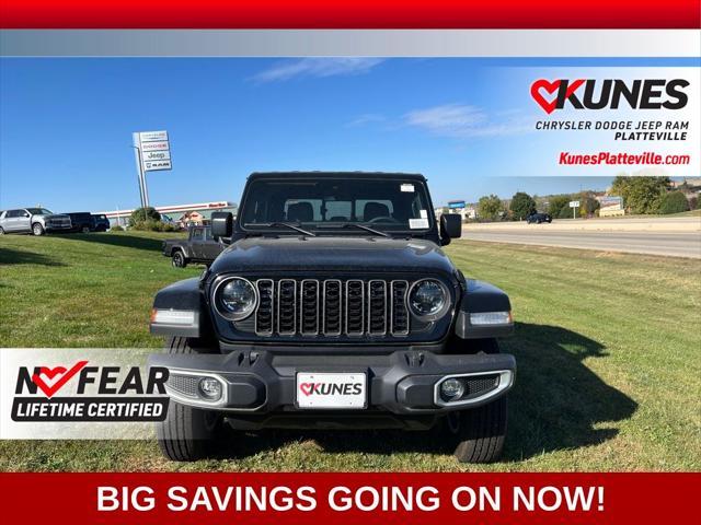 new 2024 Jeep Gladiator car, priced at $43,408