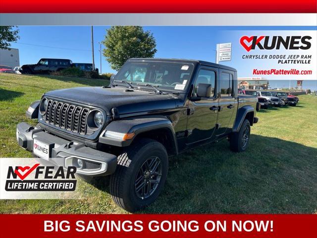 new 2024 Jeep Gladiator car, priced at $43,408