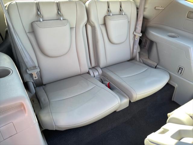 used 2013 Toyota Highlander car, priced at $15,900