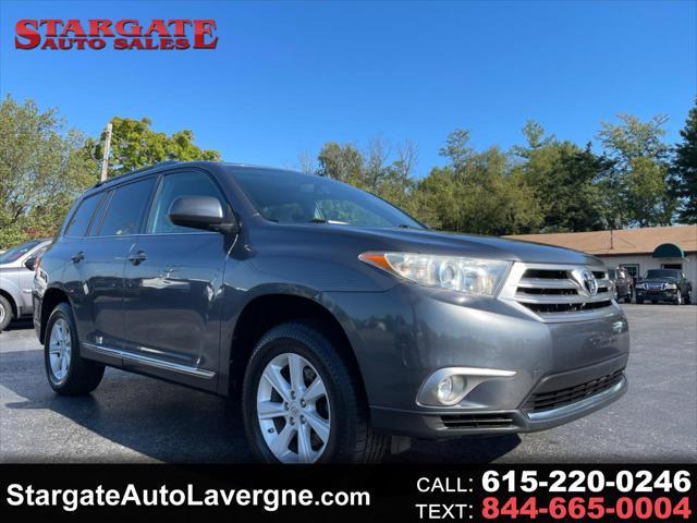 used 2013 Toyota Highlander car, priced at $15,900