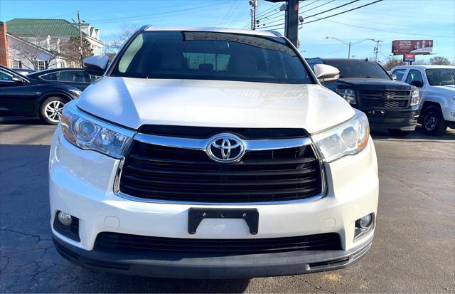 used 2016 Toyota Highlander car, priced at $20,580