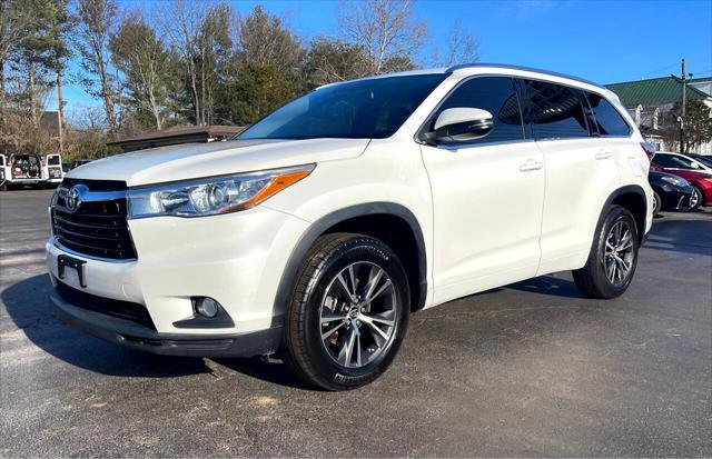 used 2016 Toyota Highlander car, priced at $20,580