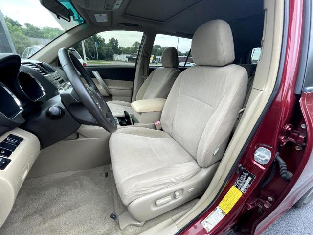 used 2008 Toyota Highlander car, priced at $10,480