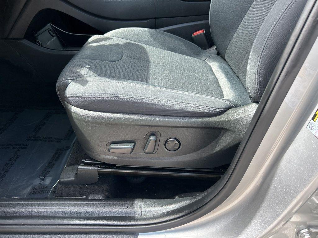 used 2023 Hyundai Santa Fe car, priced at $18,559