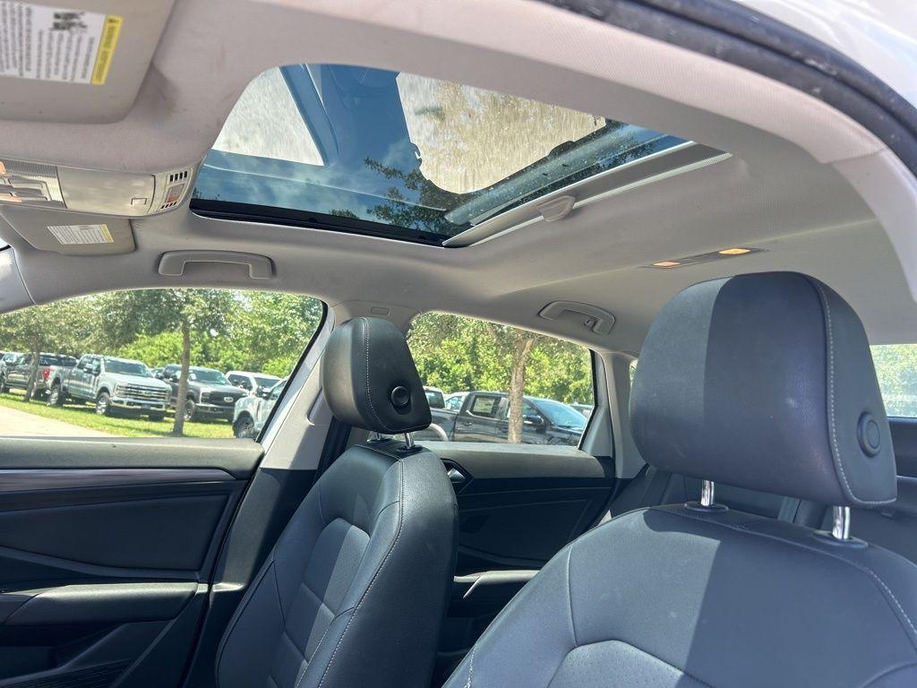 used 2021 Volkswagen Jetta car, priced at $14,290