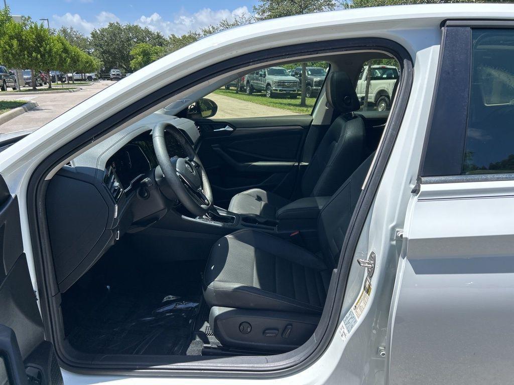 used 2021 Volkswagen Jetta car, priced at $14,290
