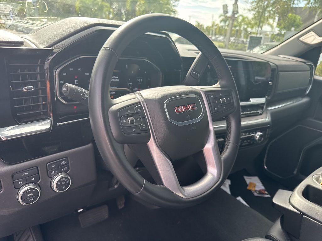 used 2025 GMC Sierra 1500 car, priced at $47,746