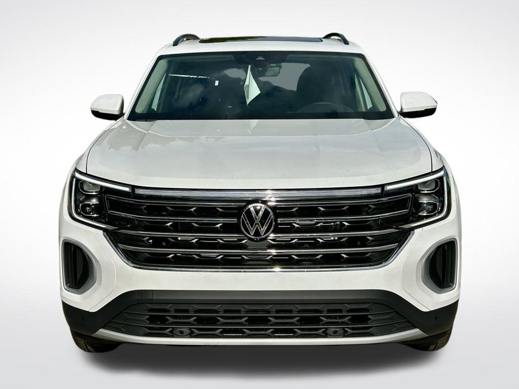 new 2026 Volkswagen Atlas car, priced at $45,093
