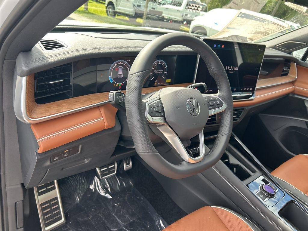 new 2026 Volkswagen Tiguan car, priced at $43,232